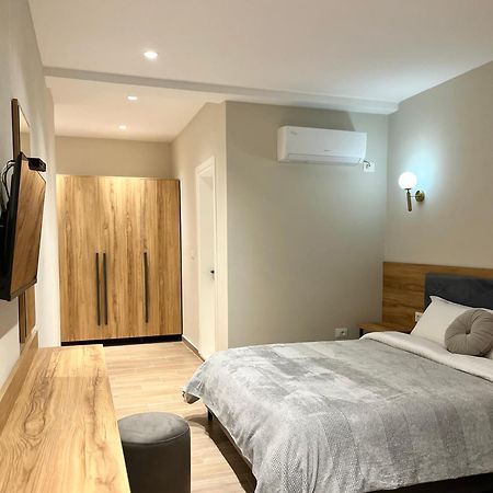 Mili Hotel بيرات المظهر الخارجي الصورة