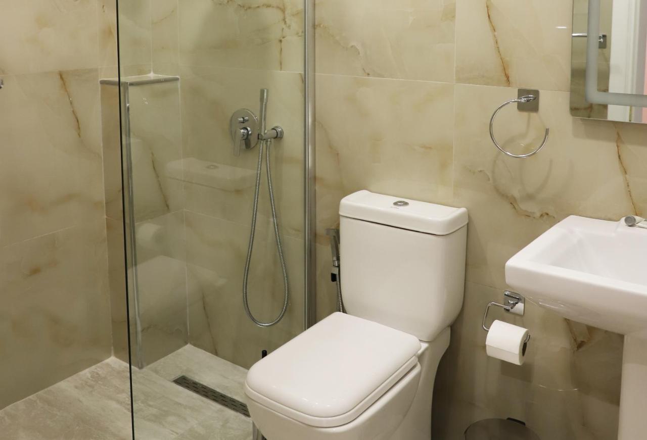 Mili Hotel بيرات المظهر الخارجي الصورة