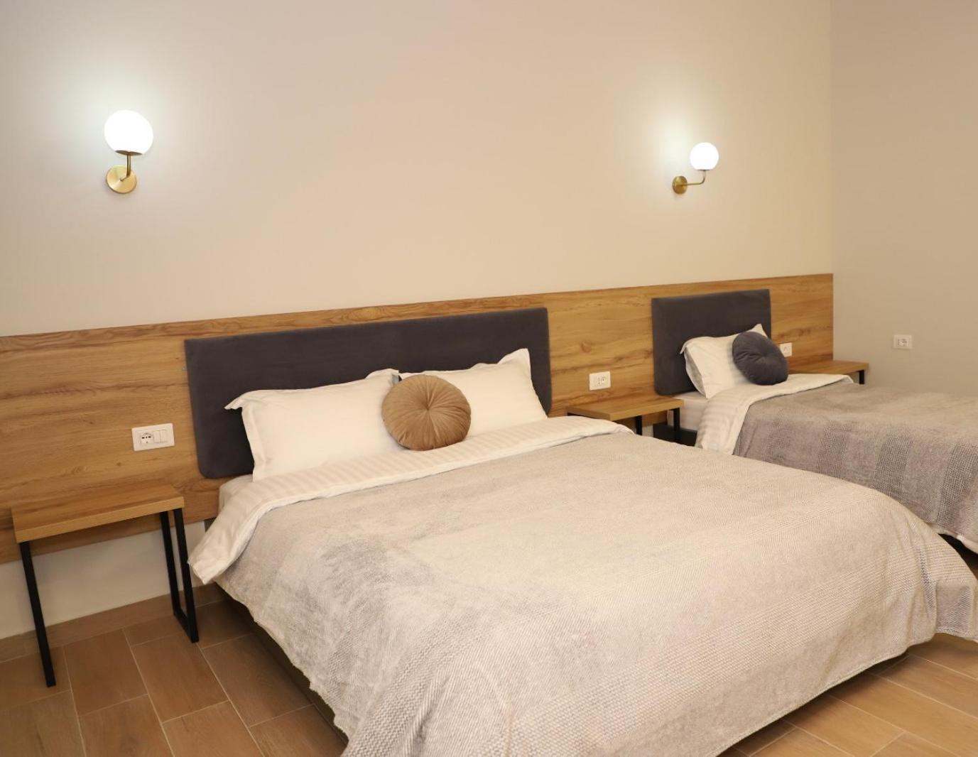 Mili Hotel بيرات المظهر الخارجي الصورة